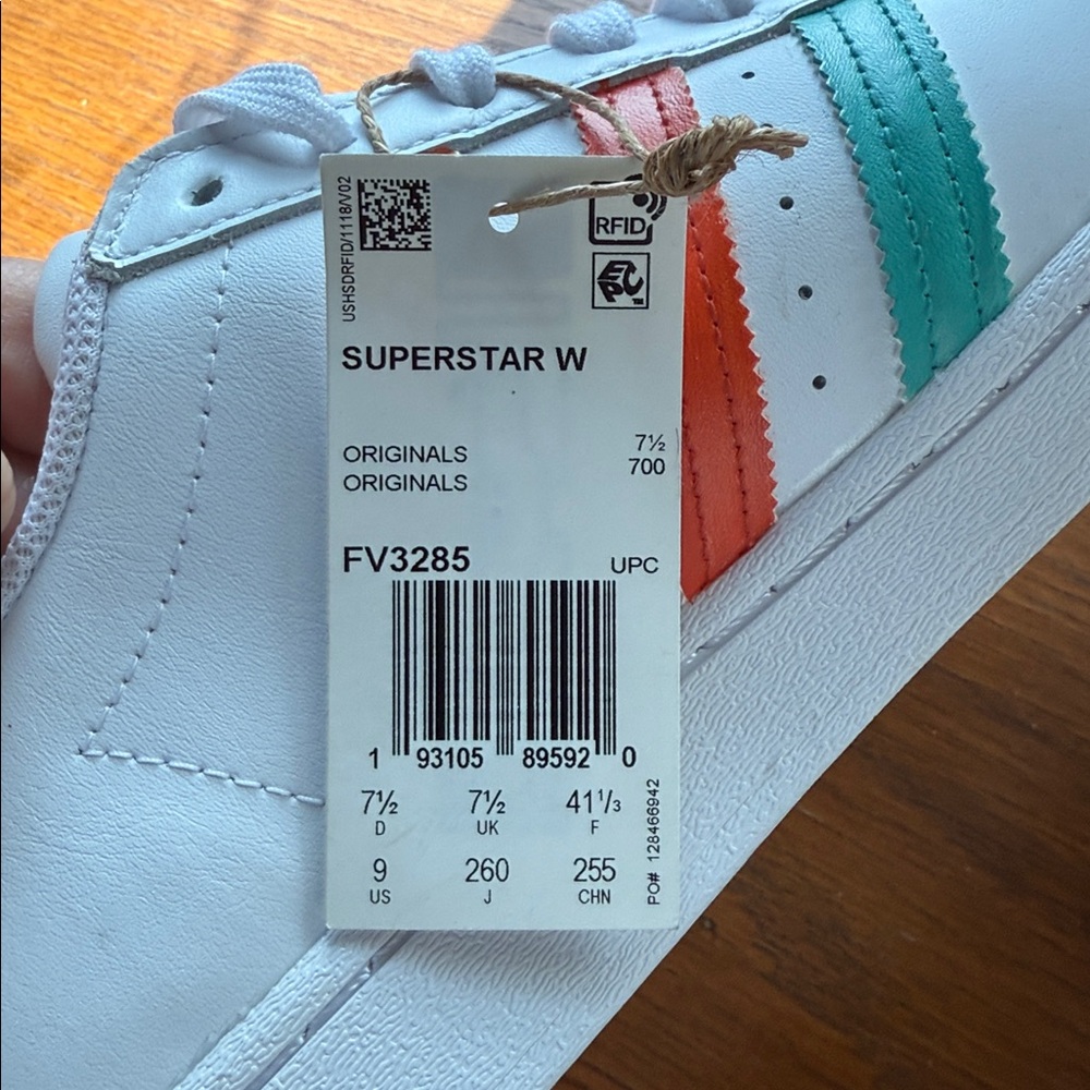 NWT Adidas Superstar size 9 - Picture 8 of 8